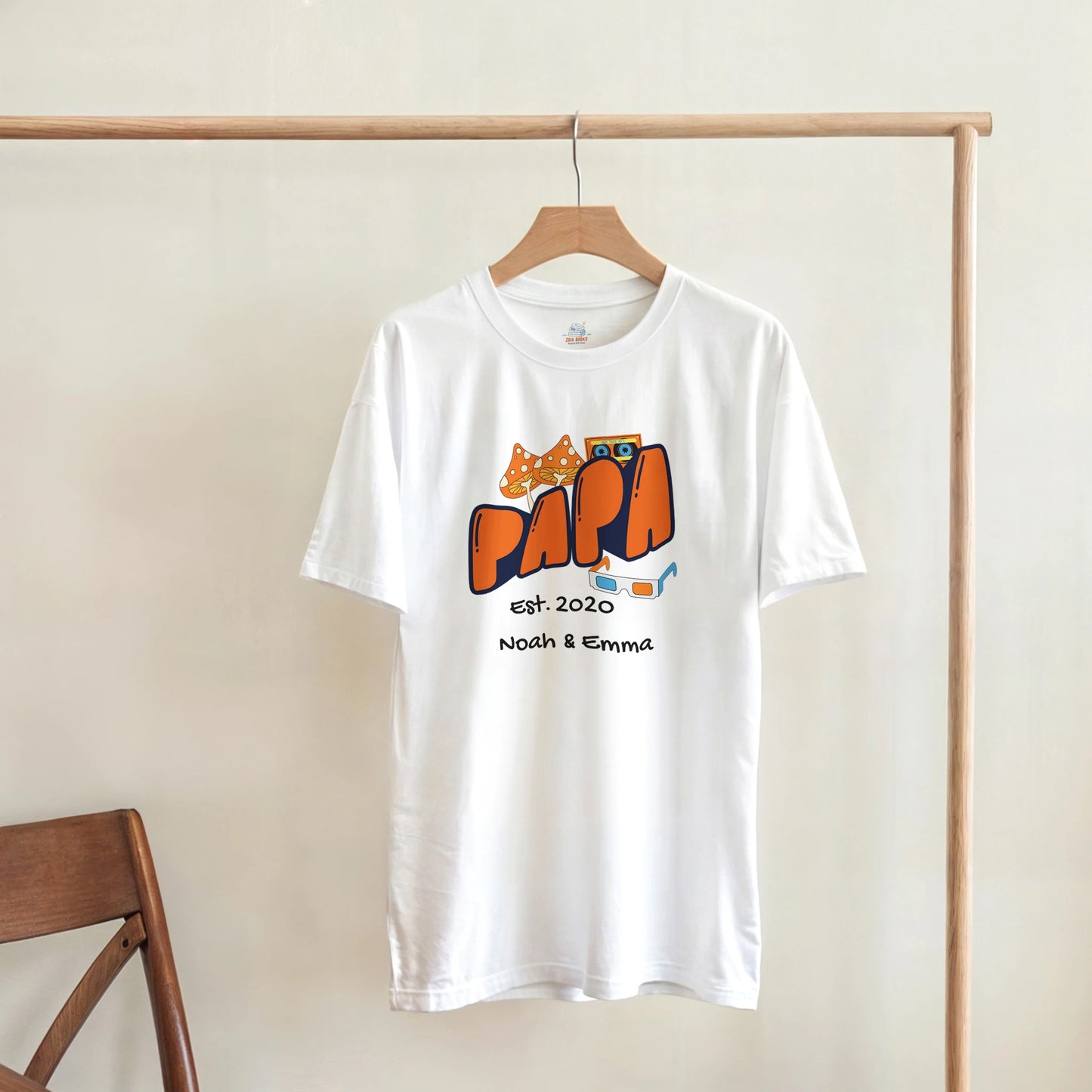 "Papa Est. [Year]" Personalized Retro T-Shirt - Father's Day Gift - Zoia Books